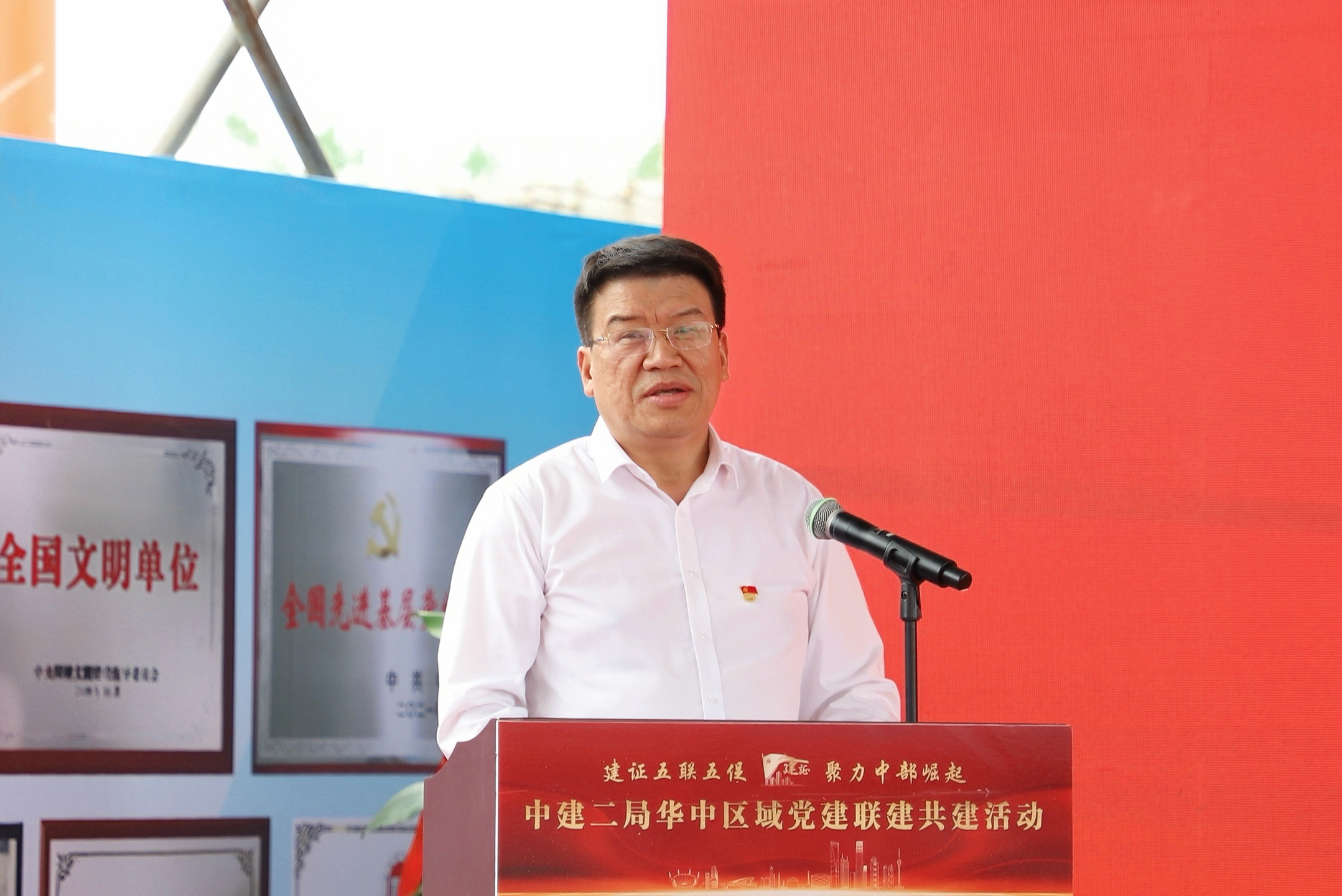冯家欣.jpg